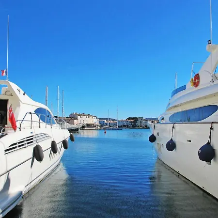 Holiday home Bleu Azur By Interhome